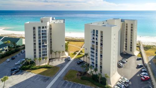 Shoreline Towers 1023 Condo - image 44