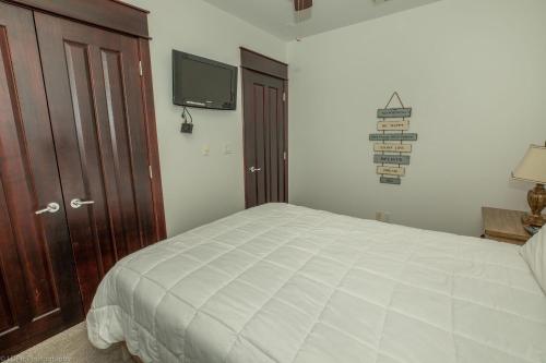 Sandpiper Cove 2142 Destin Condo - main image
