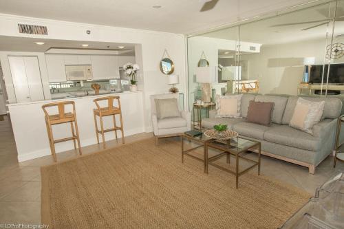 Magnolia House 306 Destin Condo - image 2