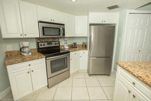 Inlet Reef 308 Destin Condo - image 7