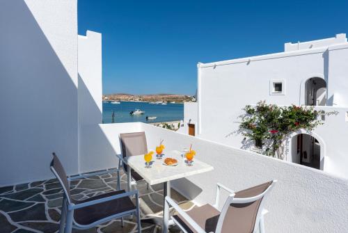 Irene Hotel - Beachfront in Parikia