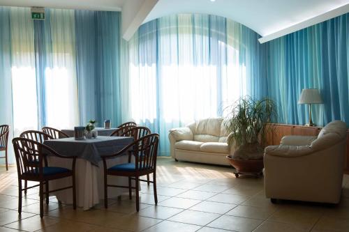 Hotel Maddaloni in Туфіно