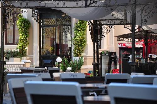 Vigo Grand Hotel - main image