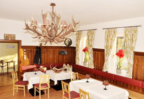 Gasthof Hotel Wiesenhof - image 8