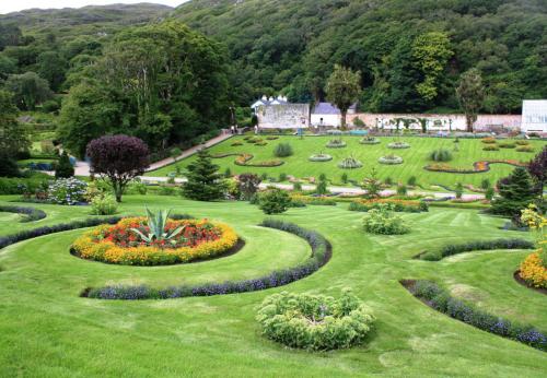 Ballyquirke House