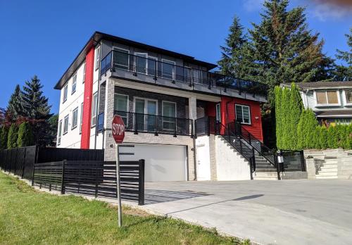 Modern & Luxurious Suites in Surrey in Surrey, Canada