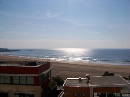 Apartamentos Varandas da Rocha - image 7