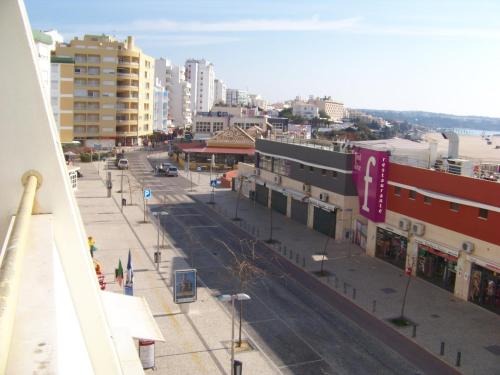 Apartamentos Varandas da Rocha - image 11