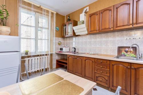 2-Х КОМНАТНАЯ КВАРТИРА В ЦЕНТРЕ ПР-Т НЕЗАВИСИМОСТИ 23
