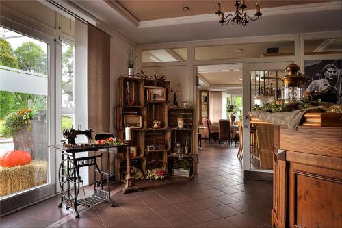 大堂, 祖爾林德酒店 (Hotel Zur Linde) in 席姆比克