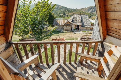 Skats, Eco Village Nevidio in Pošćenski Kraj
