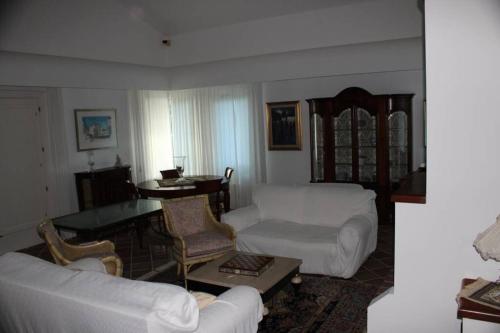 VILLA BLANC LUXURY