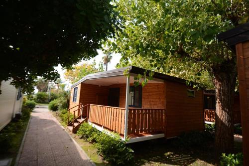 2 bedrooms, 3 beds