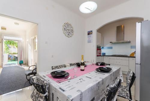 Apartments Andrijana - image 5
