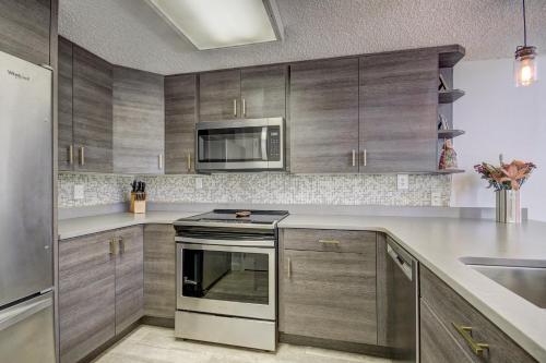 Powderhorn Penthouse Condo C-403 - image 7