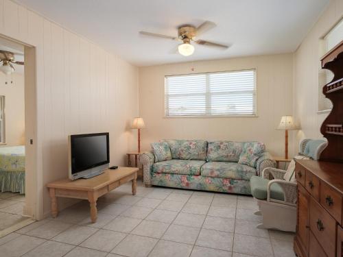 Sea Aire Oceanfront Inn – Cocoa Beach, FL