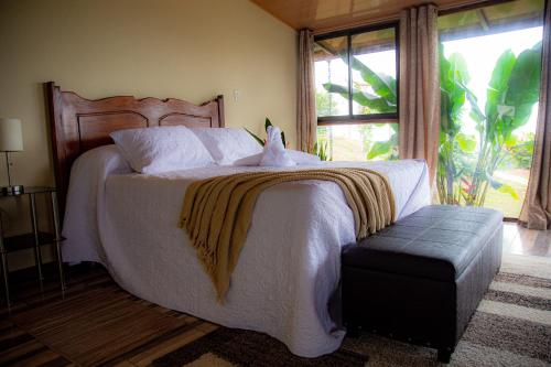 Pacuare Mountain Lodge in Near Center