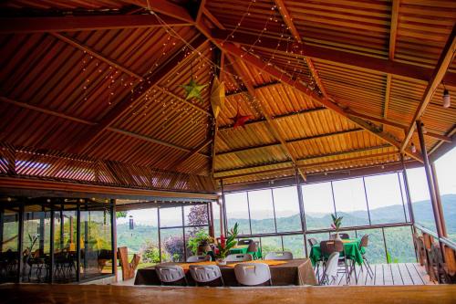 Restaurant, Pacuare Mountain Lodge in Near Center
