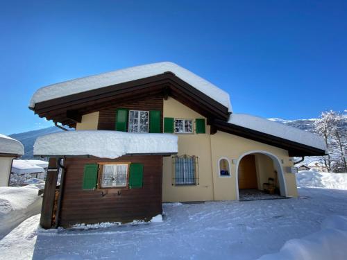  Tgaplotta - mit Lademöglichkeit Elektroauto in Savognin