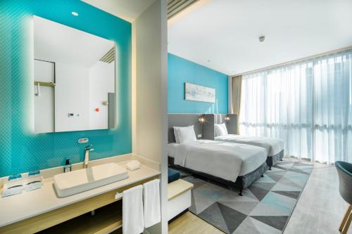 Holiday Inn Express Shanghai Pudong Zhangjiang, an IHG Hotel