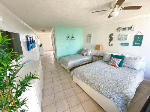 Pirates Cove Resort Studios! in Daytona Beach, USA