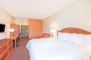 Days Inn & Suites by Wyndham Tucson/Marana