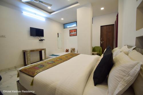 Hotel Keshav Residency