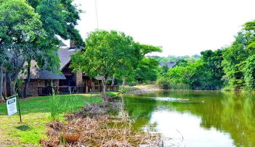 Cambalala - Luxury Units - in Kruger Park Lodge - Serviced Daily, Free Wi-Fi, Hazyview (foto 8)