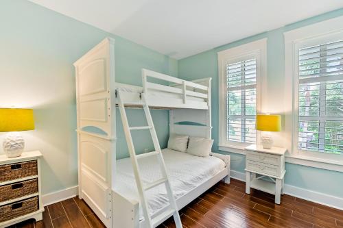 Sandestin Baytowne Wharf 449 Market St Inn - image 3