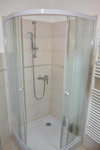 CSEVI Apartmanház