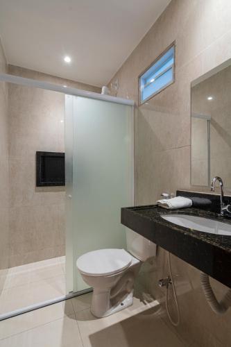 Twin Room image 6