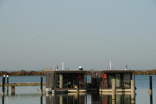  Mermaid- Hausboote, Pension in Lelystad bei Kraggenburg