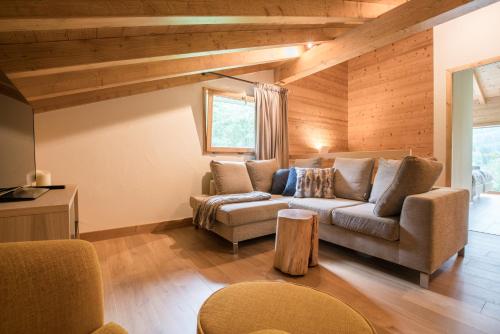4 bedrooms, 6 beds