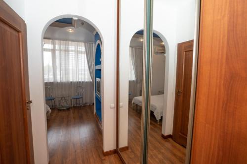 Hotel Piano - image 4