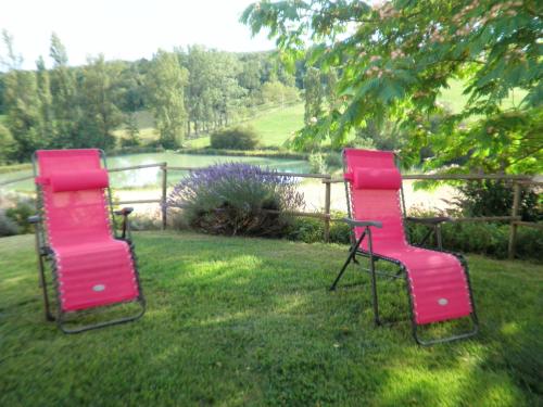 House with 2 bedrooms in Molieres with wonderful lake view furnished garden and WiFi - image 11