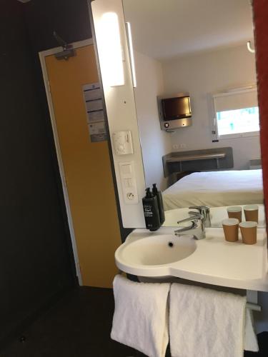 ibis budget Rochefort - image 8