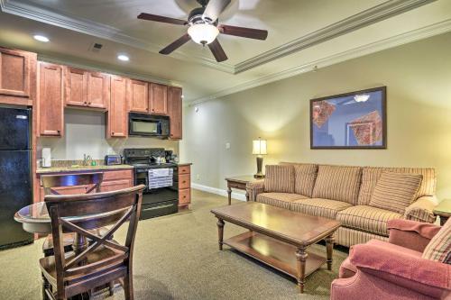 Anderson Golf Club Condo with Community Amenities!