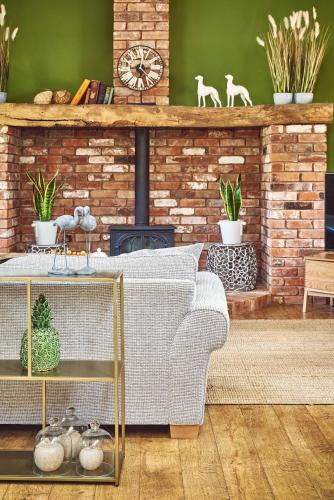 The Luxury Barn - image 3
