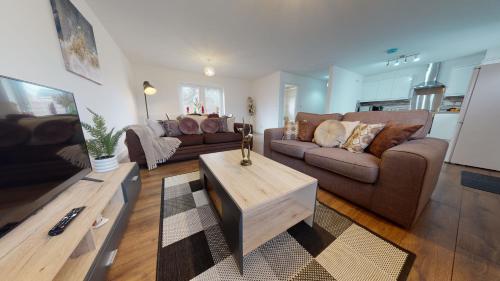 Srk Serviced Accommodation Peterborough, 2 Bedroom Luxury Apartment, Business, Leisure, Contract