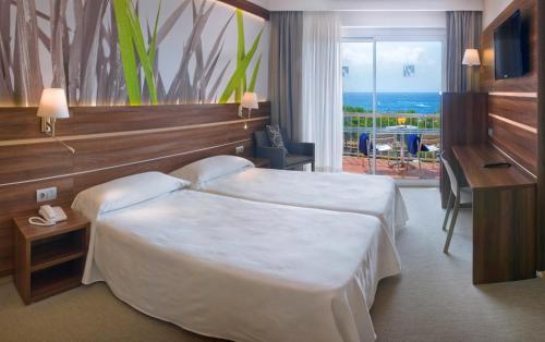 Triple Room with View (3 Adults