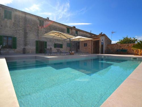 recently restored finca in a quiet location with a private salt water swimming pool gîte à louer Club de Golf Son Antem