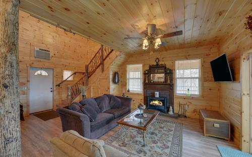 Treehouse Ellijay Star5vacations