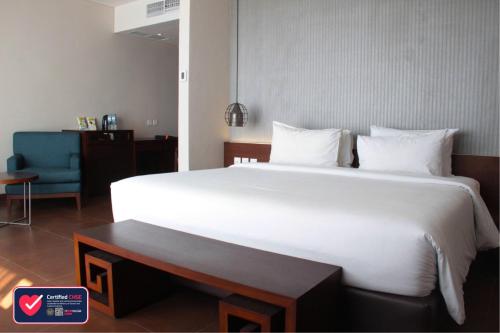 The Luxton Cirebon Hotel and Convention Room Type - Executive Double Room