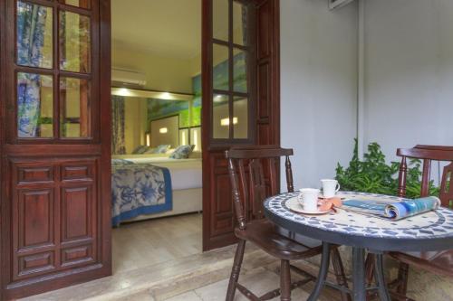 1 doppelbett oder 2 einzelbetten, gartenblick