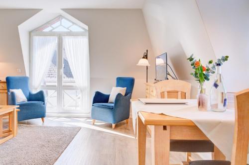 Maisonette Apartment image 5