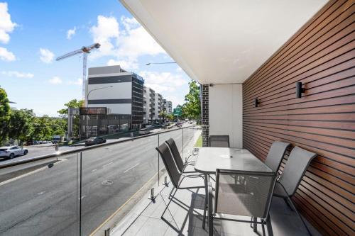 Balcony/terrace, Seranin Gordon in Upper North Shore