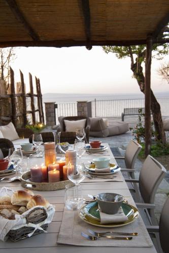Villa with Sea View image 9