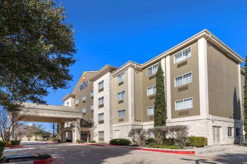 Comfort Inn & Suites Texas Hill Country in Boerne, USA