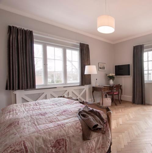 Hotel Fredensborg Store Kro - image 2