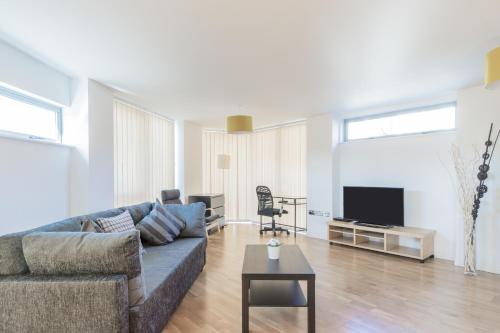Holborn City Living - image 2